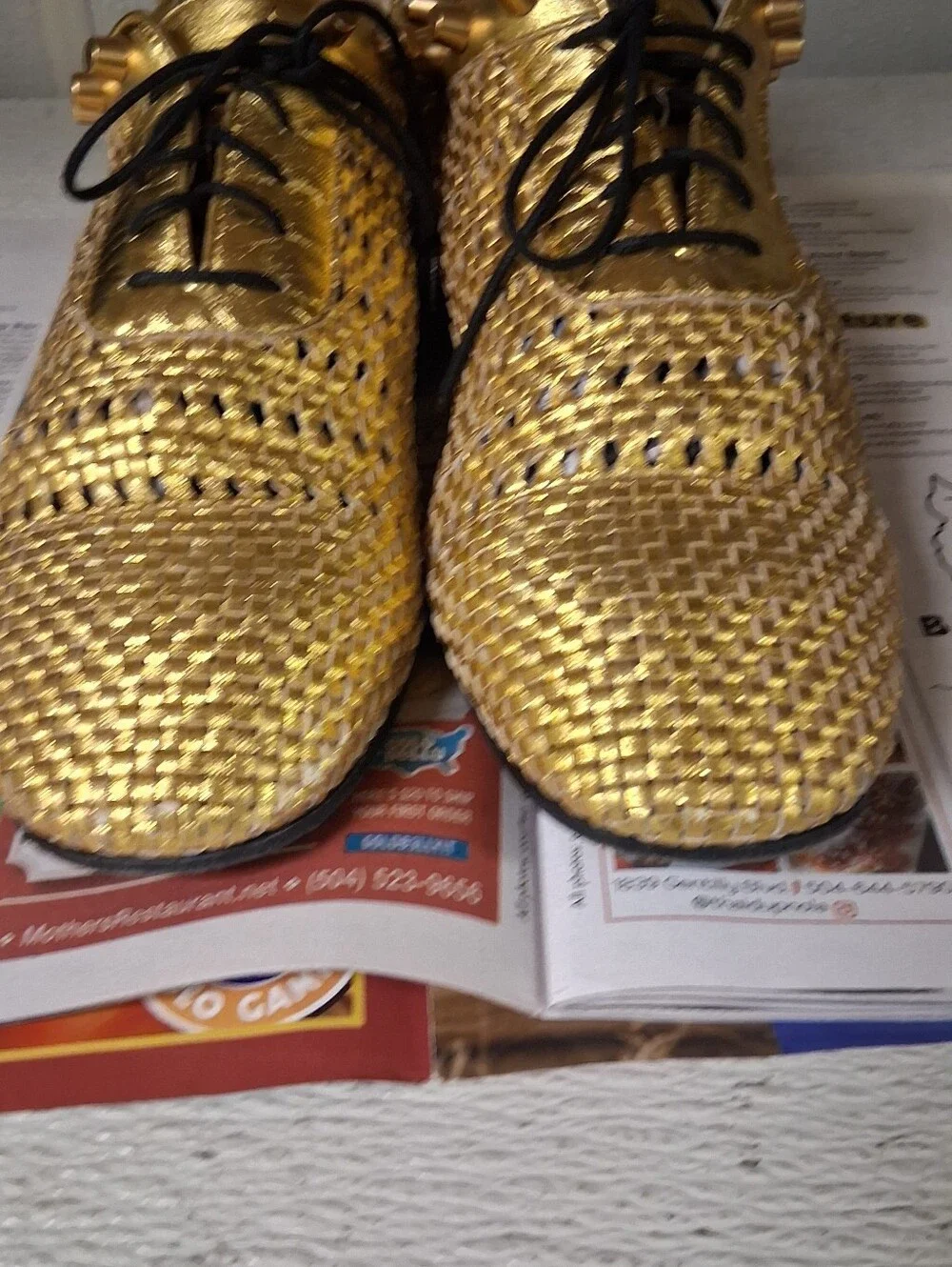 Gucci Gold Woven Men's Lace-Up Dress Shoes With Spikes